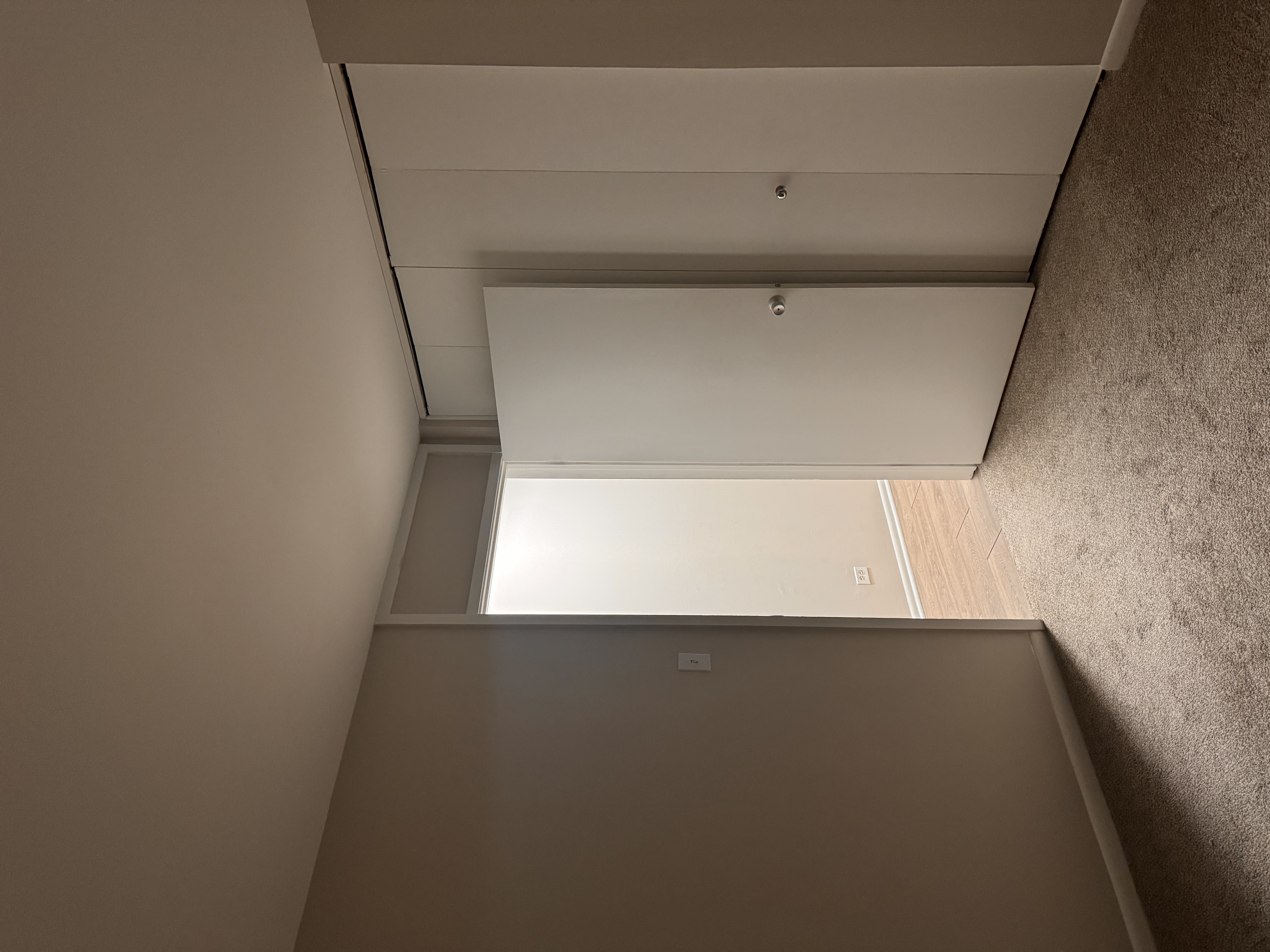 Здається кімната у просторій 2-bedroom квартирі - Фотографія 3