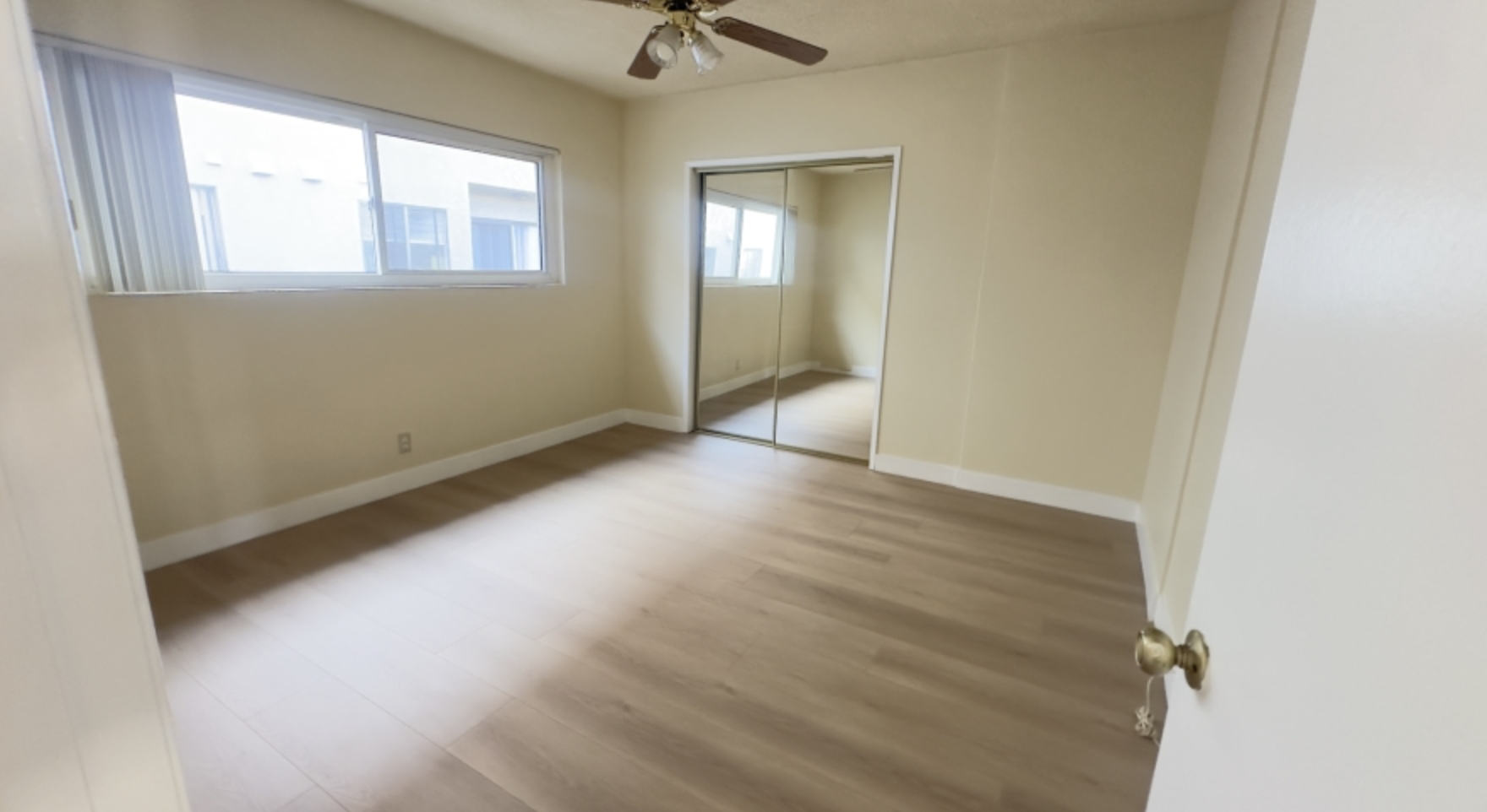Clean and quiet unit - Glendale, CA - Фото 3