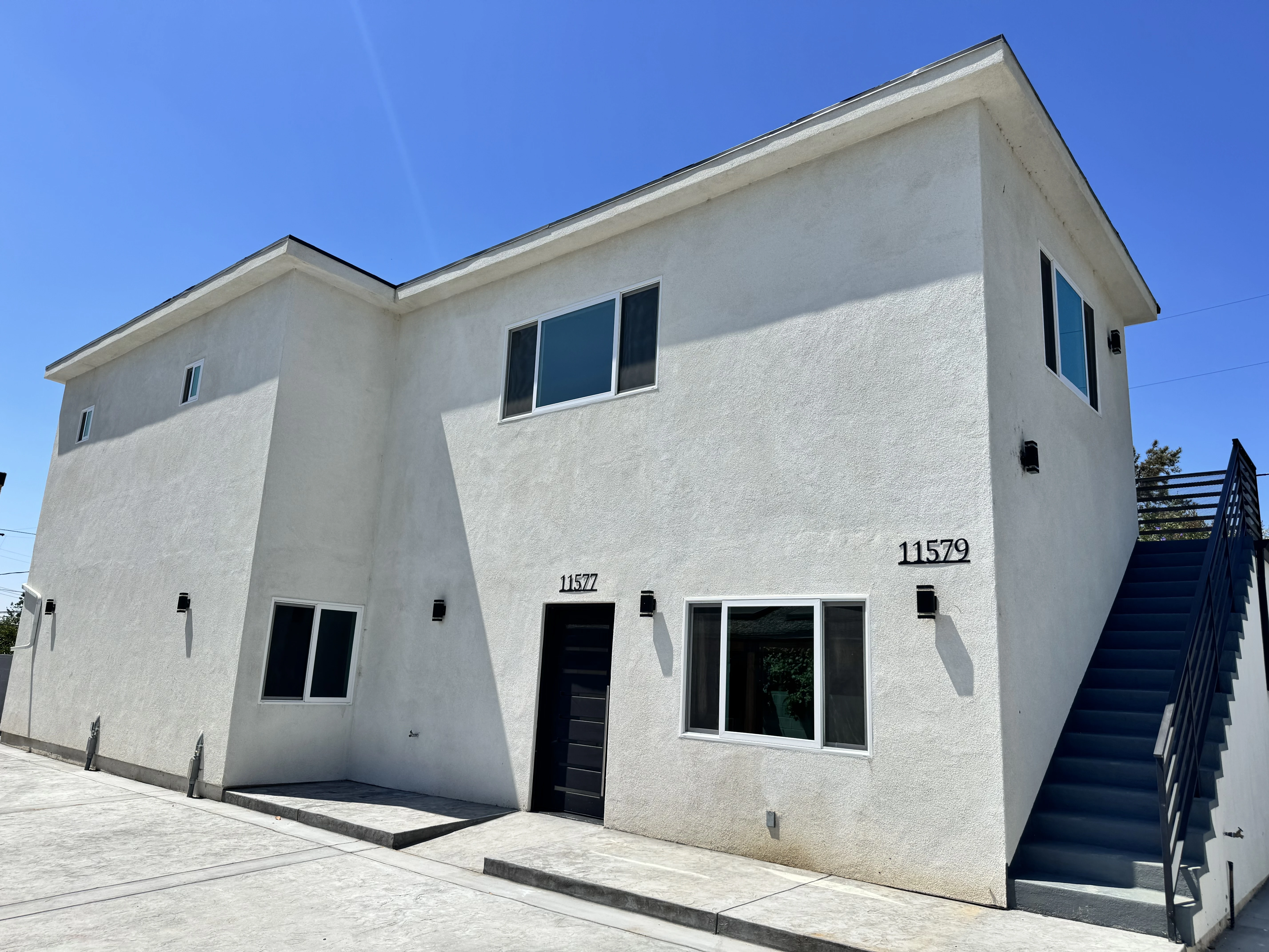 Beautiful Newly Built Modern House for Rent - Lake View Terrace, CA 91342,