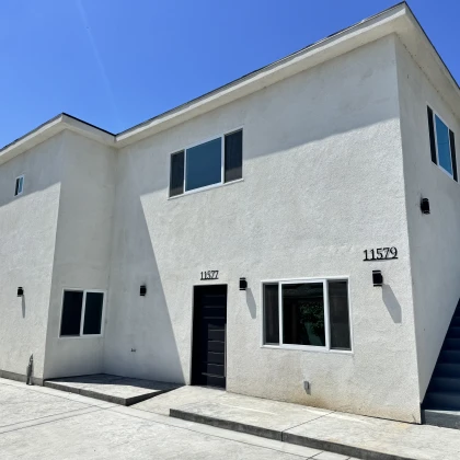 brand-new-modern-upstairs-unit-photo
