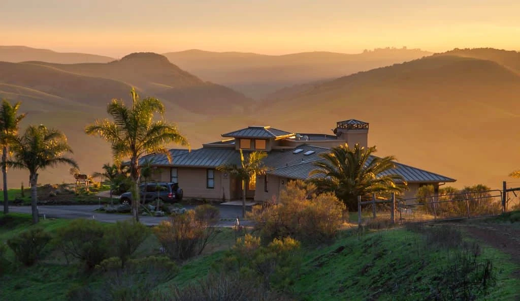 Perfect peaceful getaway on a working cattle ranch in Central California
