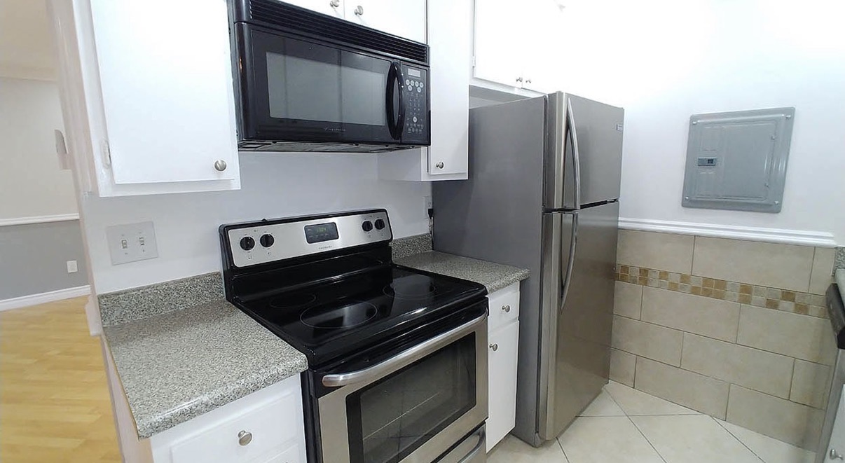 2BD, 1BA квартиры в Studio City - Фото 5