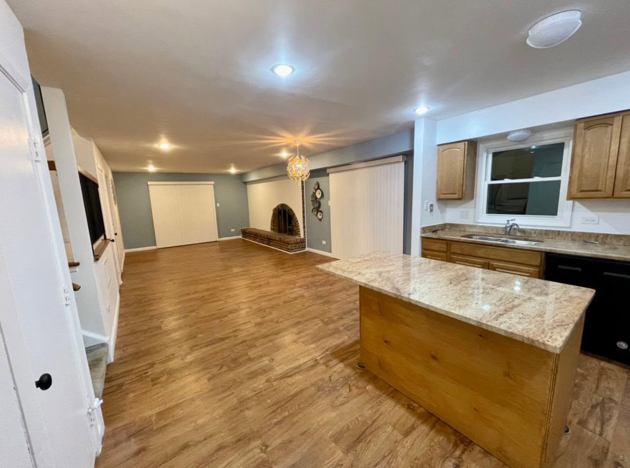 House for Rent in Darien, IL - Фото 2