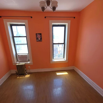 sdaiotsya-1-bedroom-kvartira-8-photo