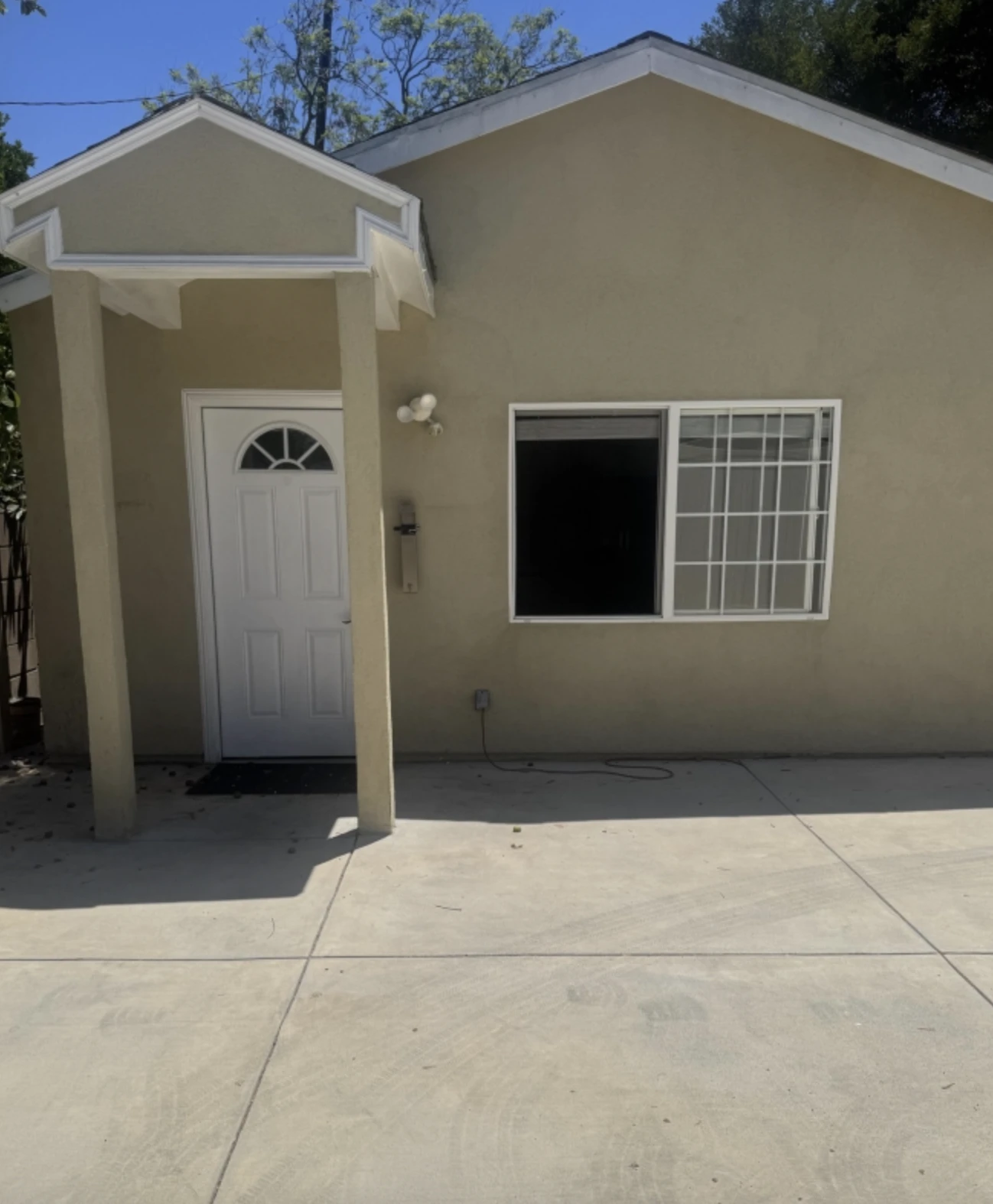 Move-In Ready 3bed, 2bath House for Rent - Van Nuys, CA