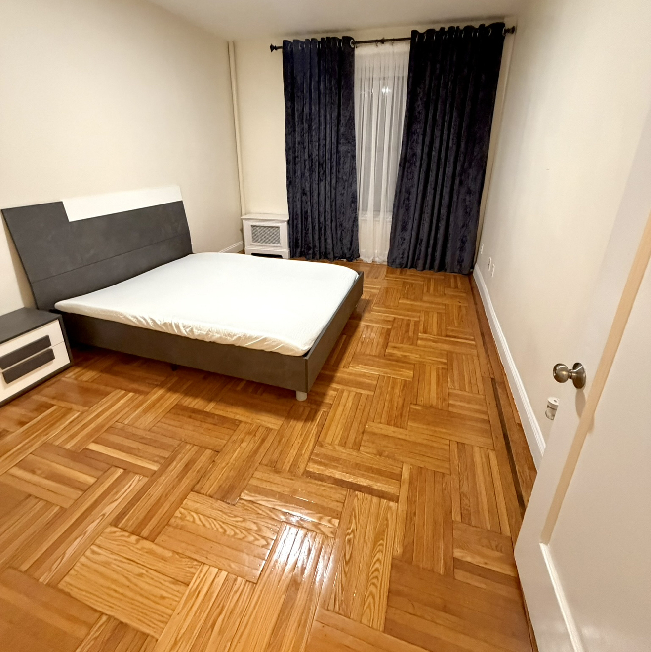 СРОЧНО СДАЕТСЯ! Большая комната в Бруклине - Ocean Ave и Ave J - Фото 3