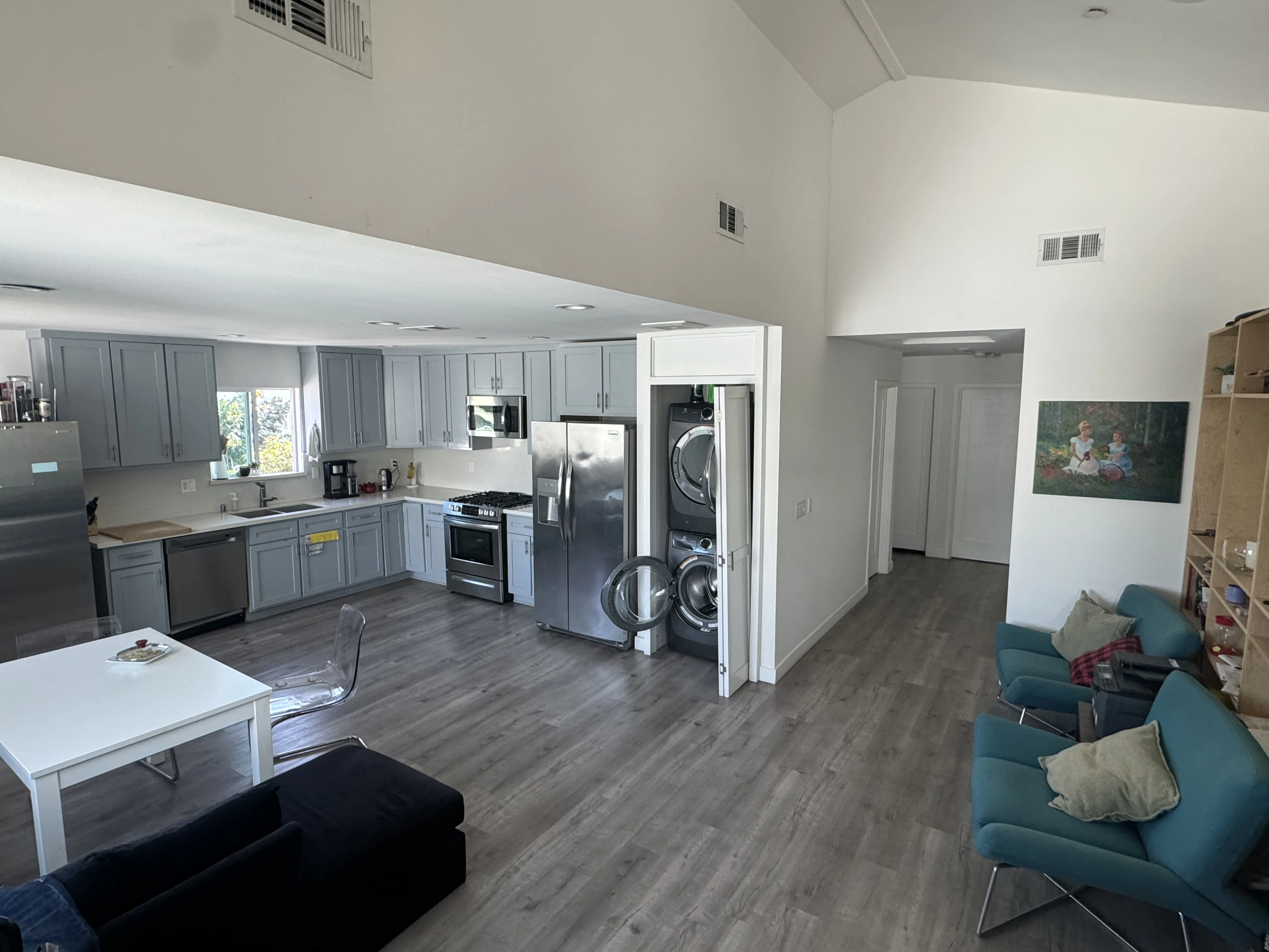 Сдаётся комната мастер бэдрум личная ванная  5237 Auckland Ave North Hollywood готова сейчас 1600 месяц
