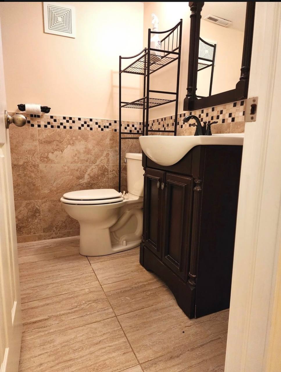 3 Bedrooms, 2 Bathrooms for rent - Фото 6