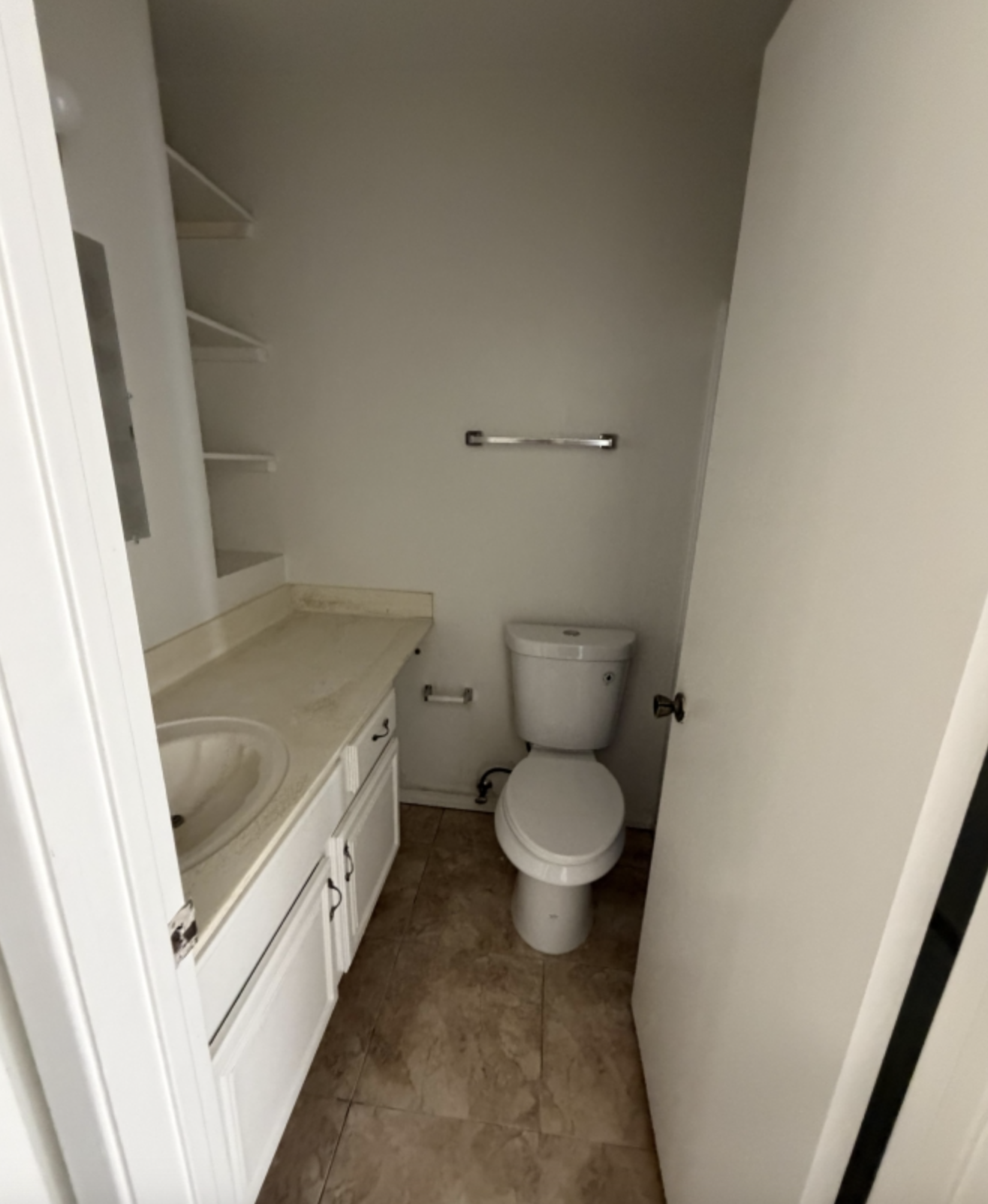Townhouse-Style Apartment for Rent - Glendale, CA - Фото 4