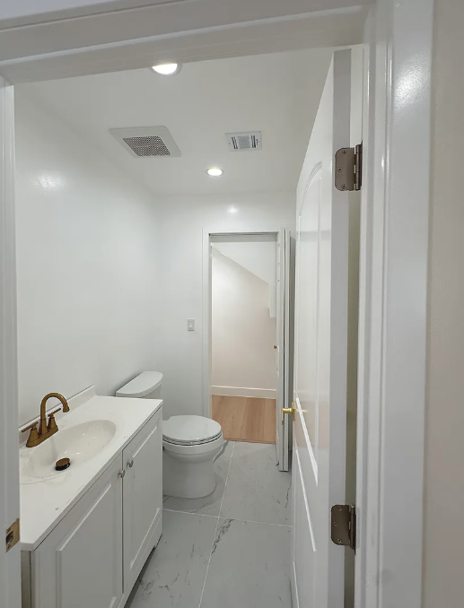 Back House for Rent - Hollywood, CA - Фото 8