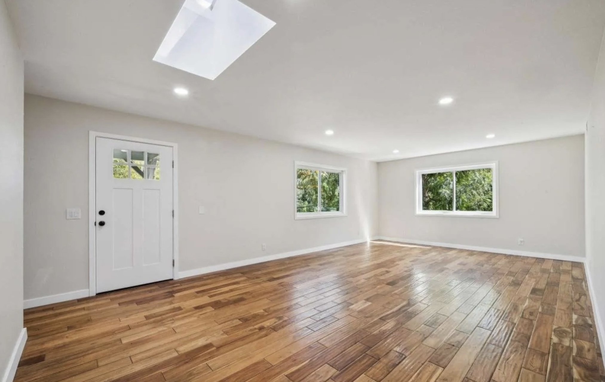 3 bd, 3 ba на продаж - Фотографія 4