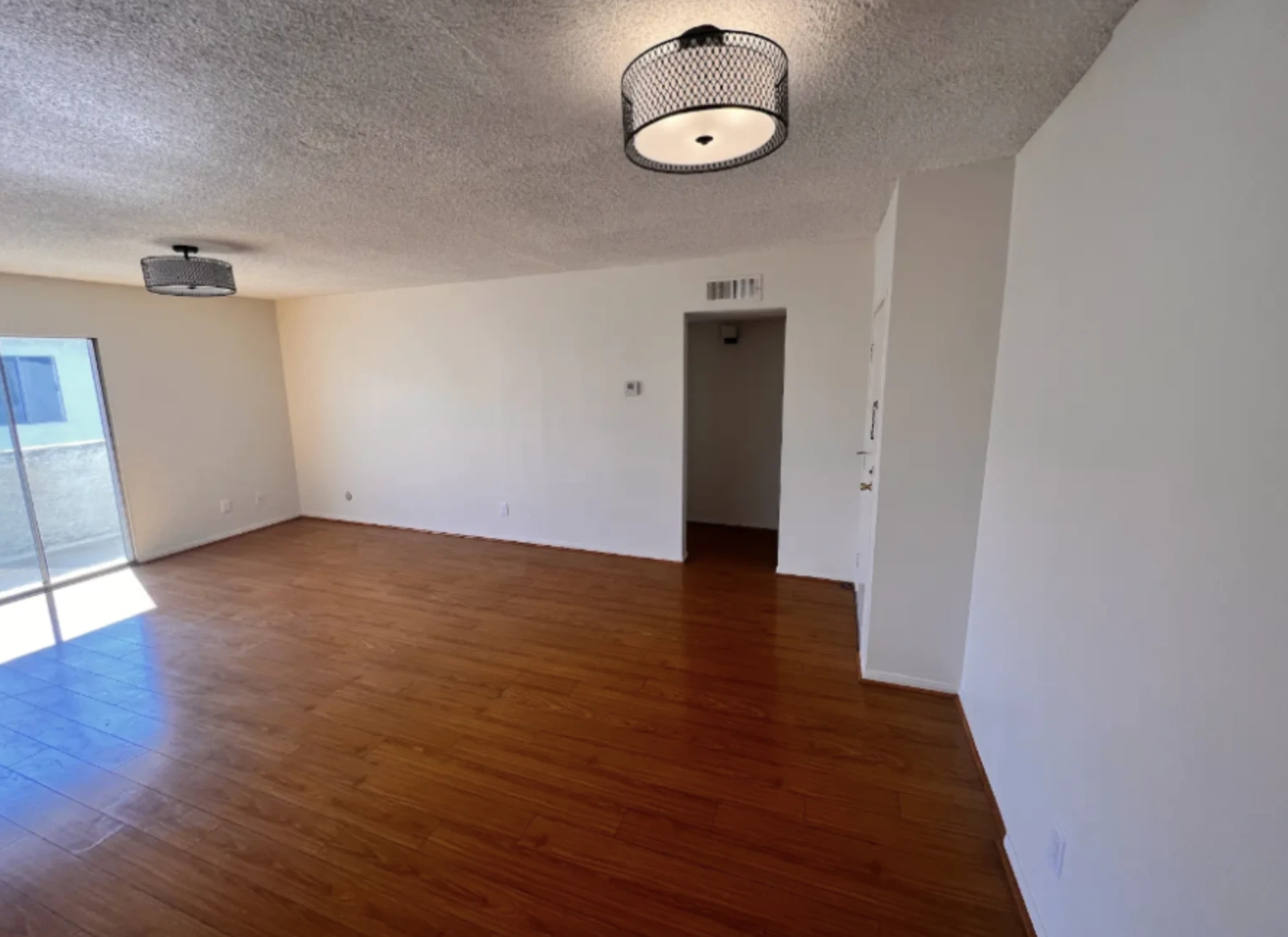 Apartment for Rent - Glendale, CA
