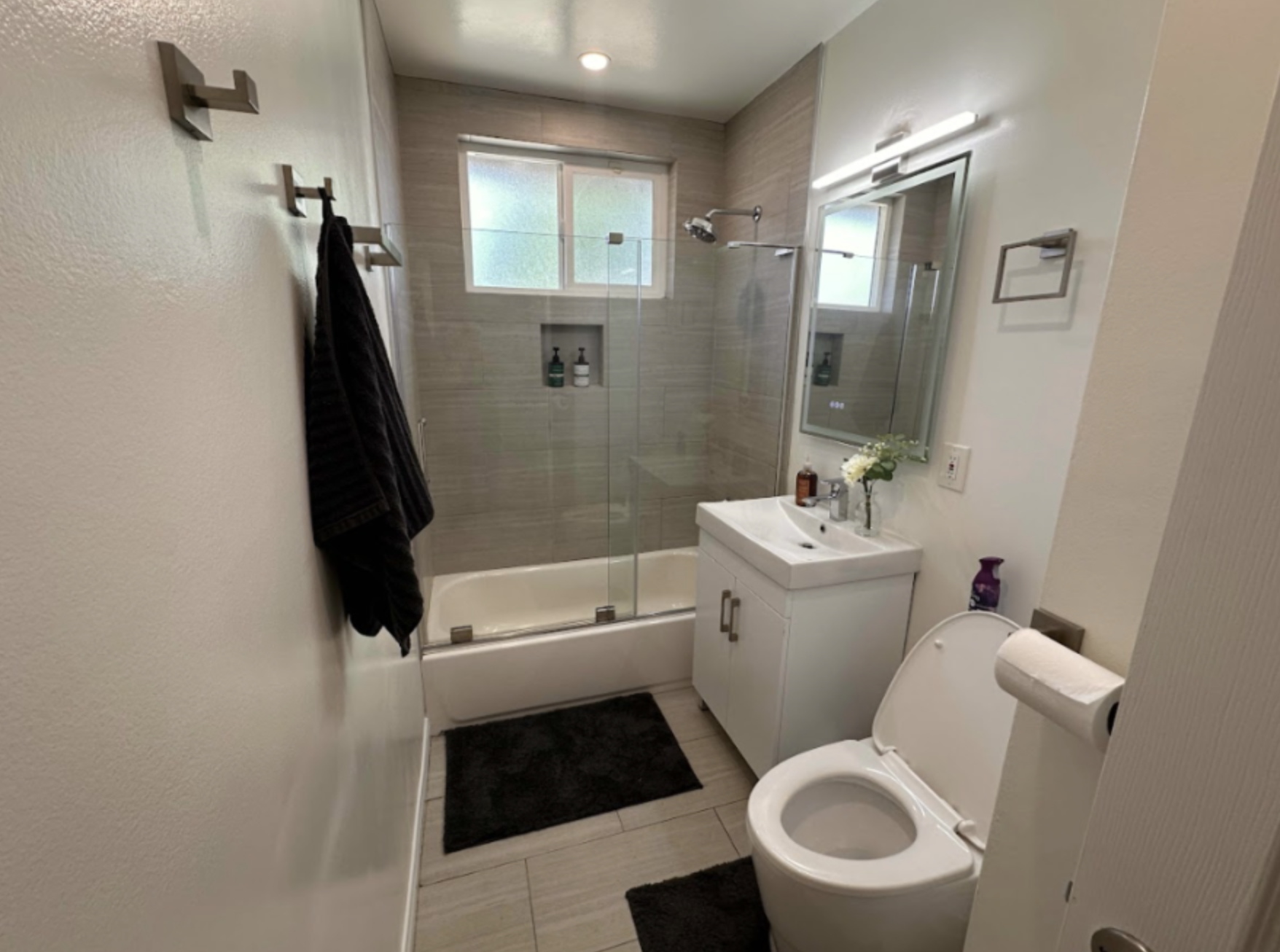 House for Rent - Northridge, CA - Фото 10