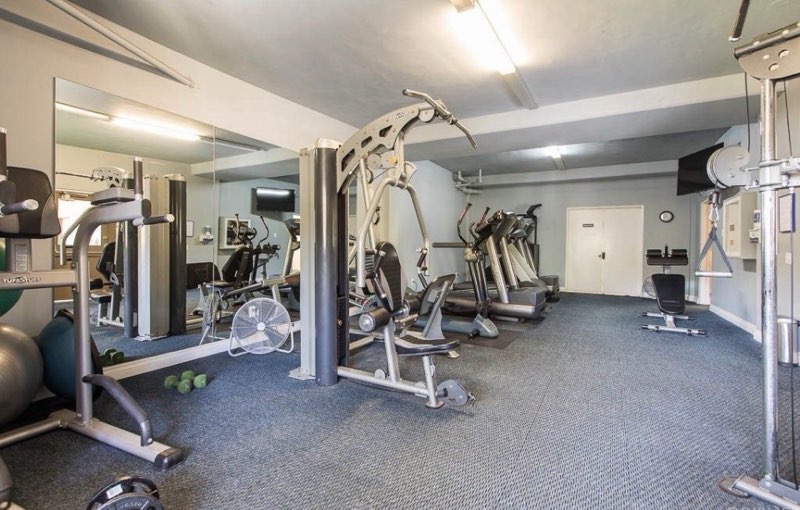 Condo for Rent Near Glendale/ Burbank - Hollywood Hills, CA - Фото 13