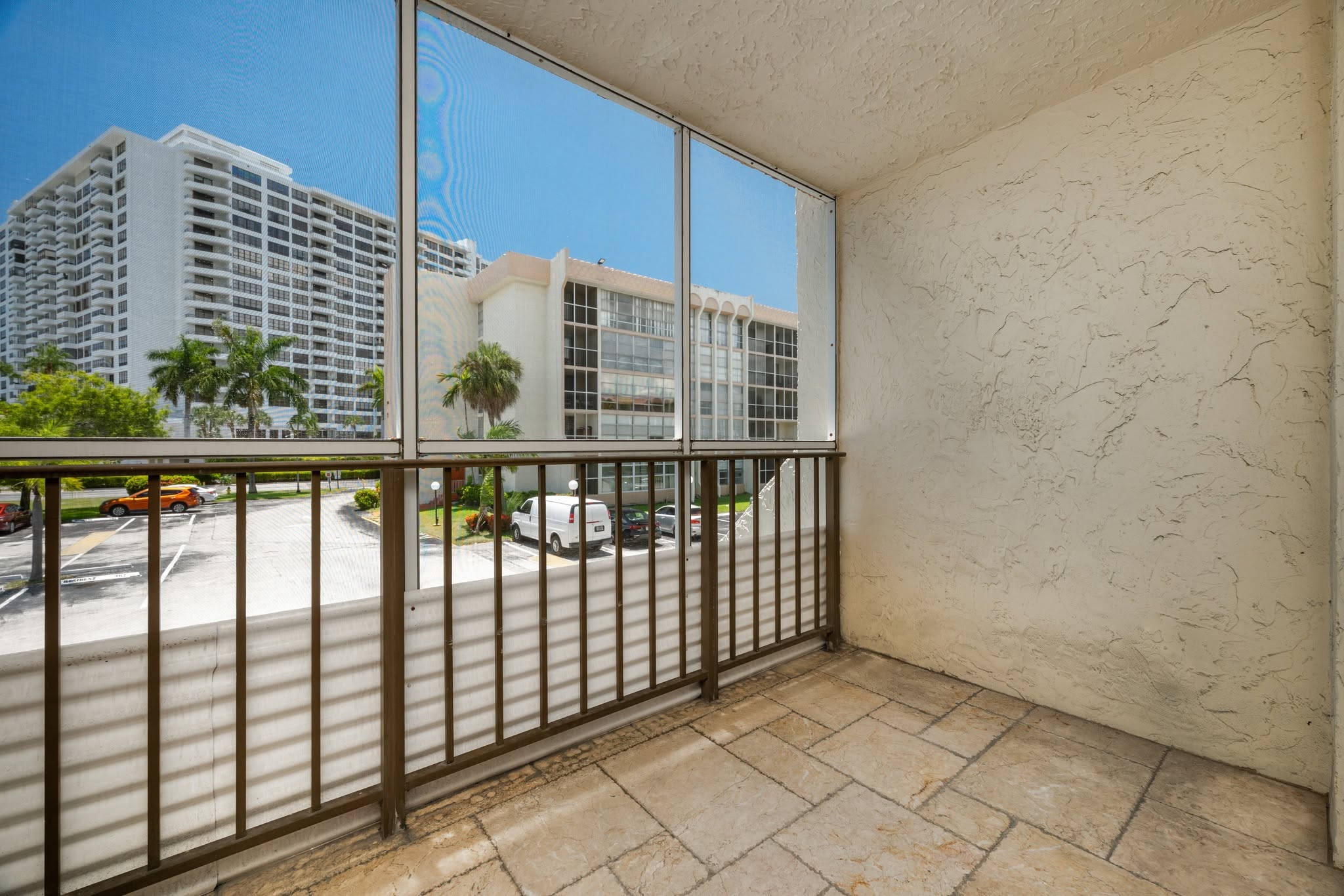 Сдается 1-комнатная квартира в Hallandale Beach - Фото 6