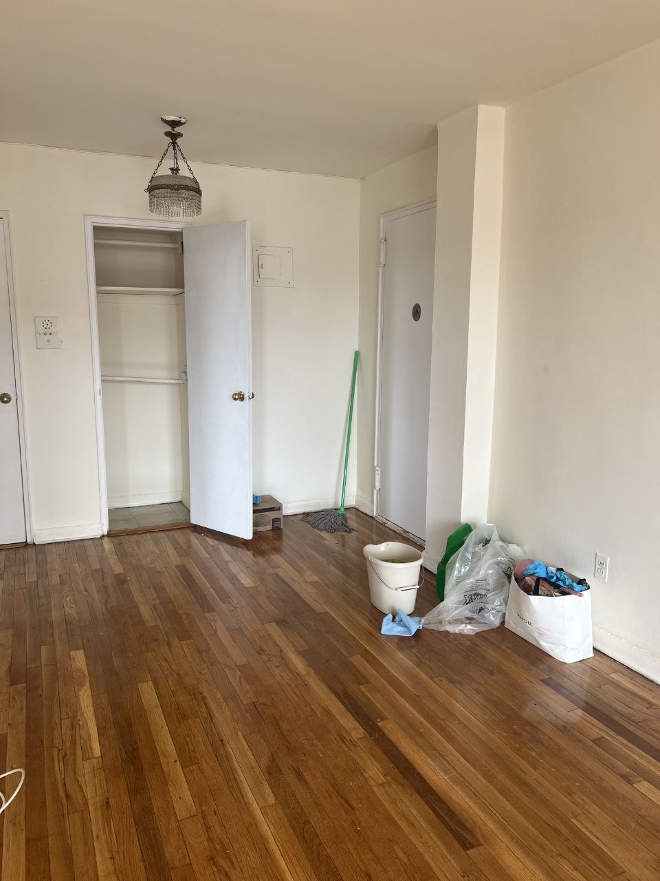Сдается большая студия на Ocean Pkwy and Ave Z - Фото 4
