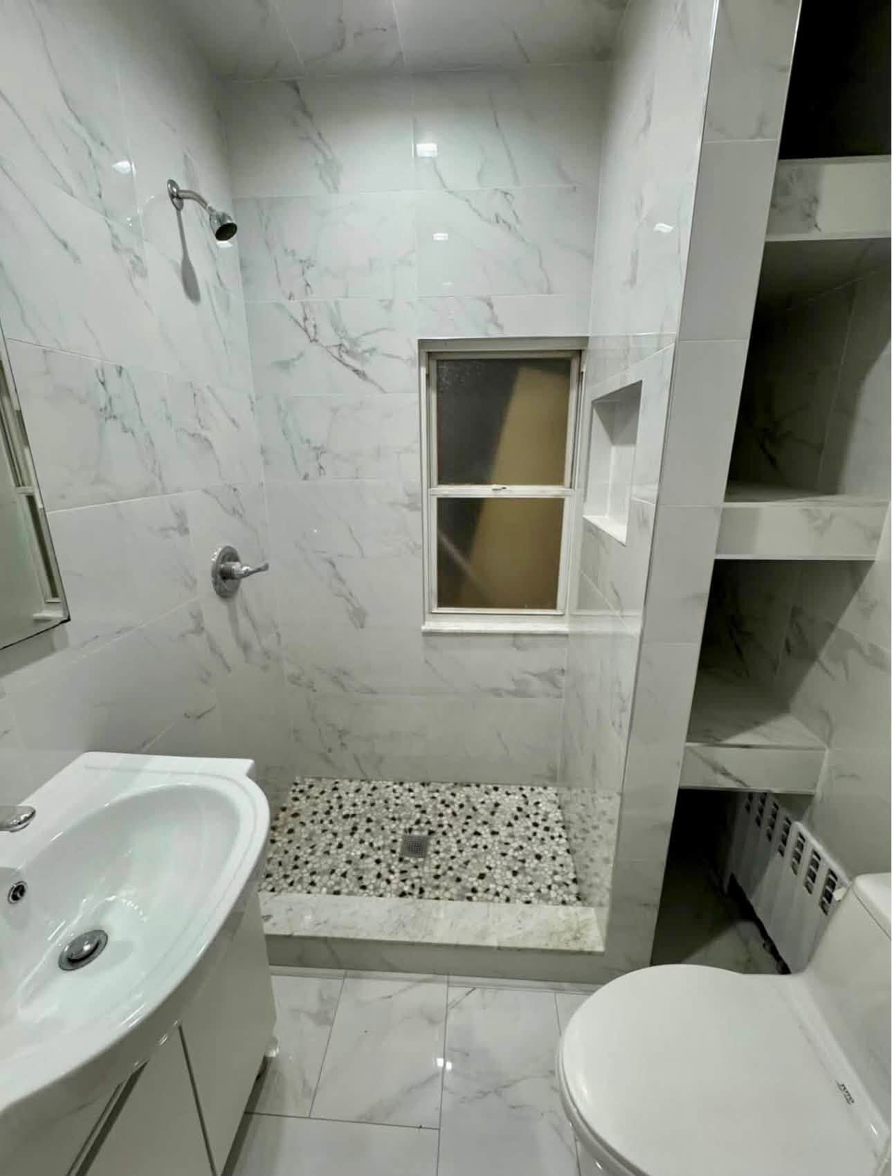 Spacious 4-Bedroom, 3-Bath Rental - Фото 4
