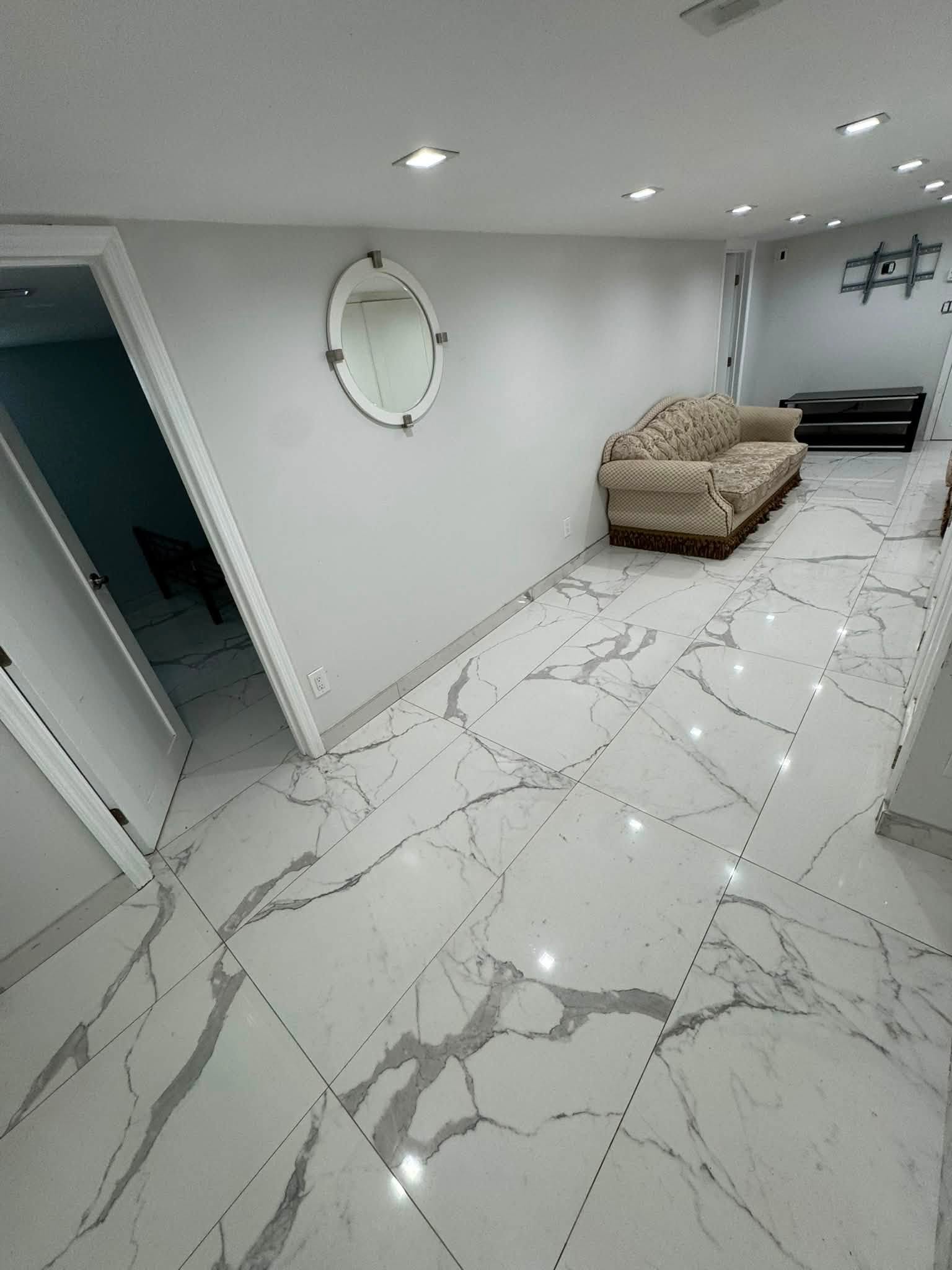 Spacious 4-Bedroom, 3-Bath Rental - Фото 7