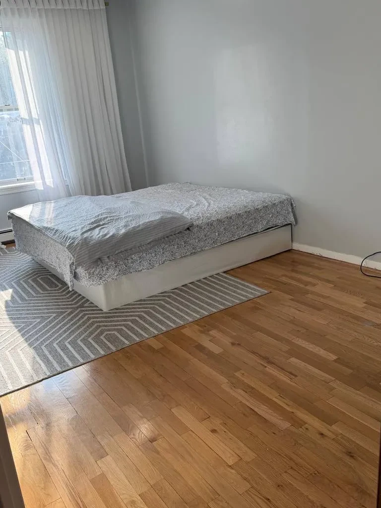 Сдается большая Master Bedroom с отдельной ванной комнатой в Sheepshead Bay