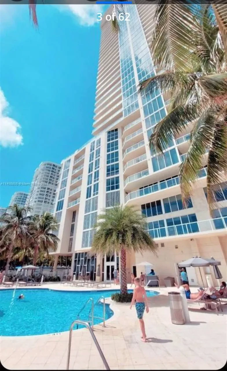 Oceanfront Room for Rent in Sunny Isles Beach – $2,100/month (All Inclusive)