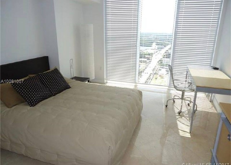 Oceanfront Room for Rent in Sunny Isles Beach – $2,100/month (All Inclusive) - Фото 3