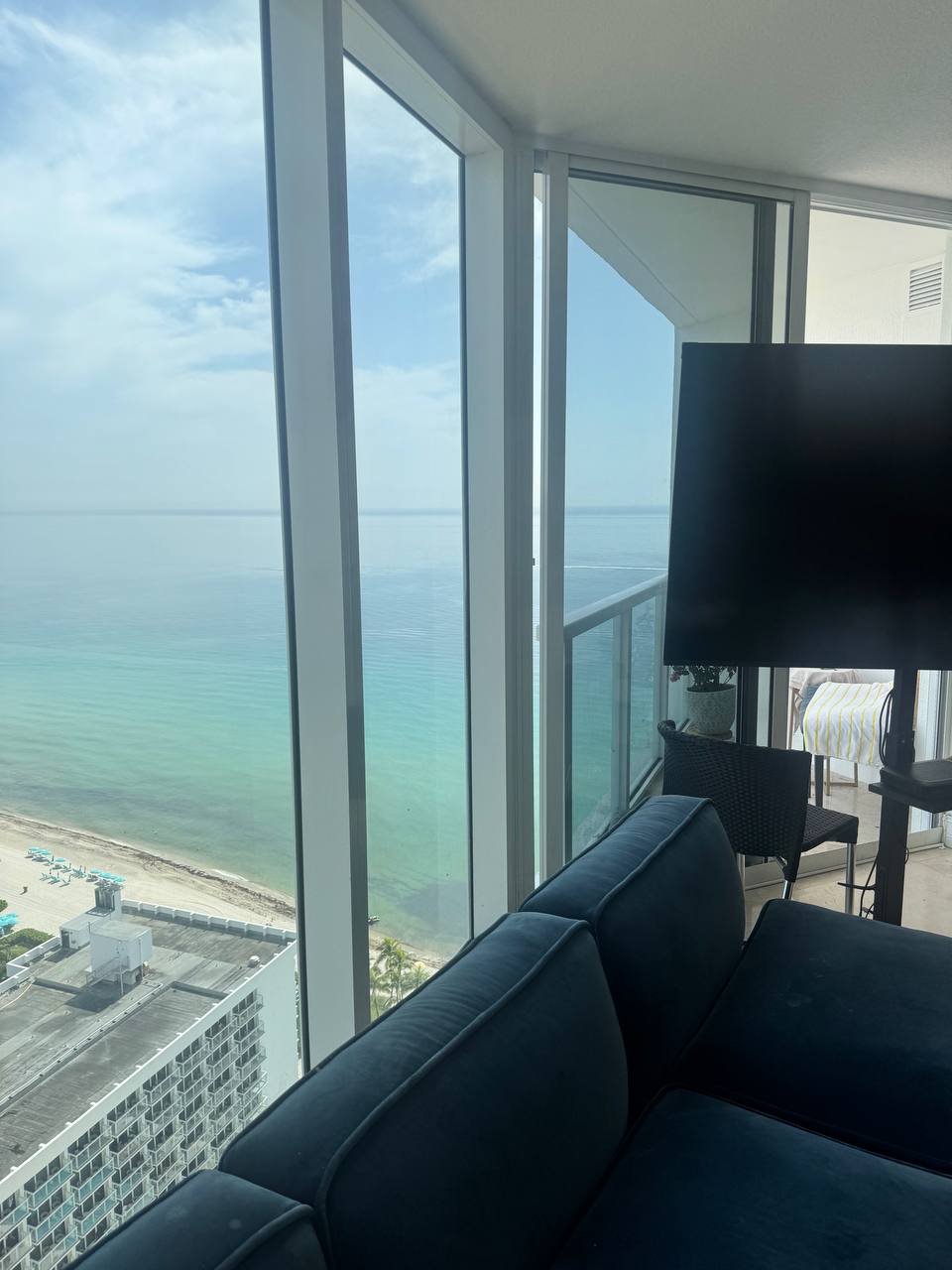 Oceanfront Room for Rent in Sunny Isles Beach – $2,100/month (All Inclusive) - Фото 4