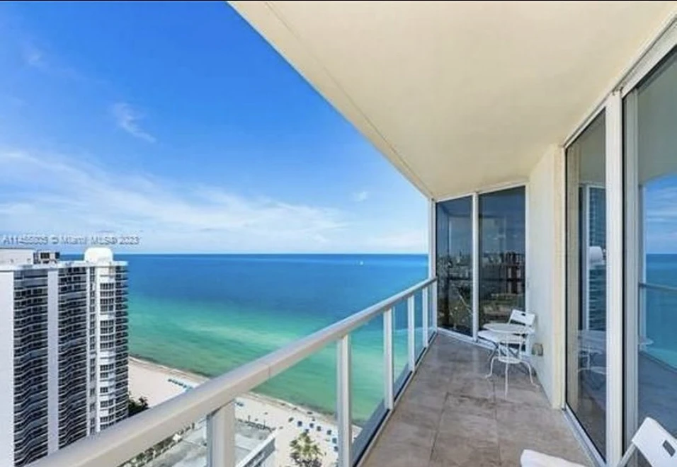 Oceanfront Room for Rent in Sunny Isles Beach