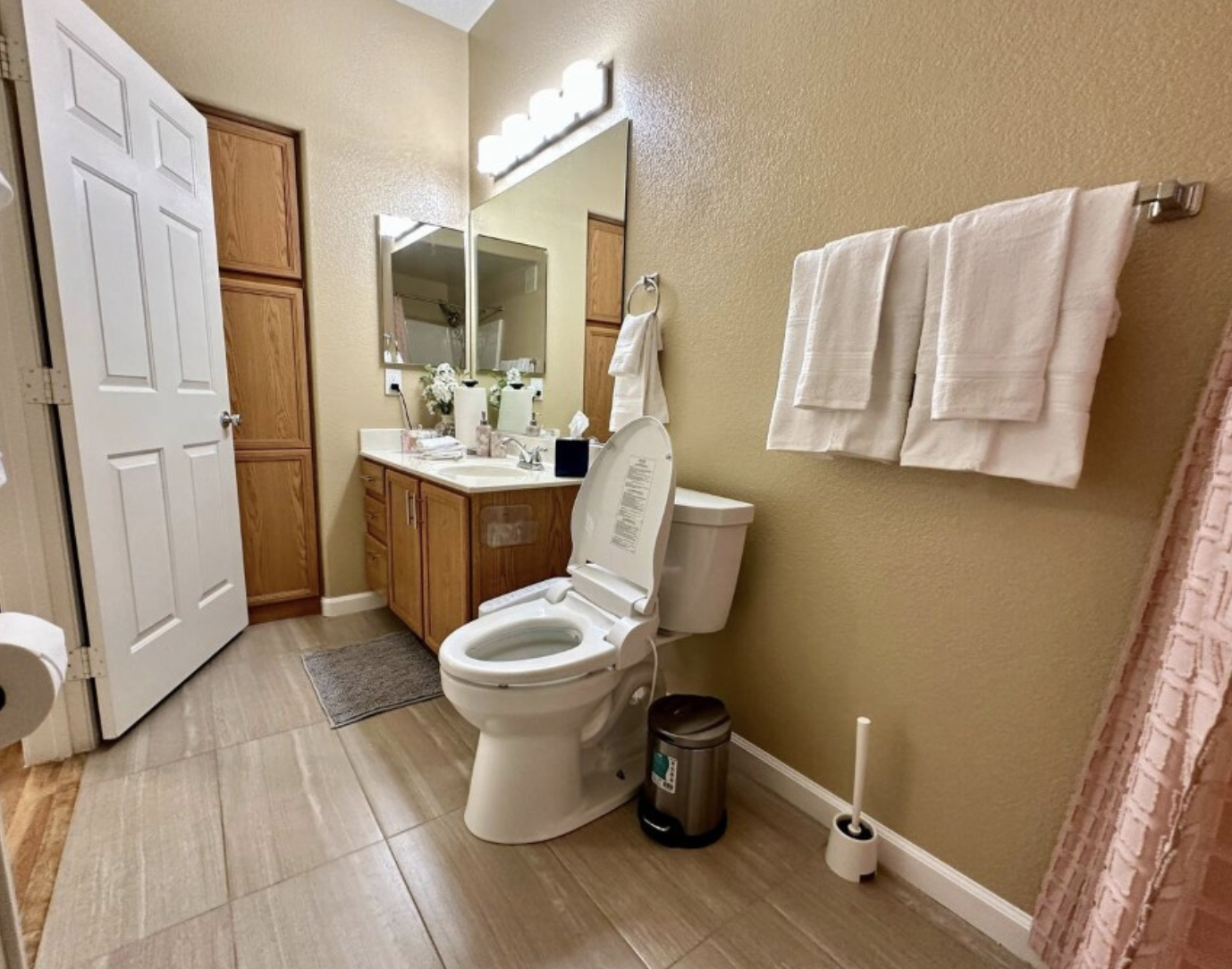 Fully furnished 2B, 2B Condo for rent - Фото 11