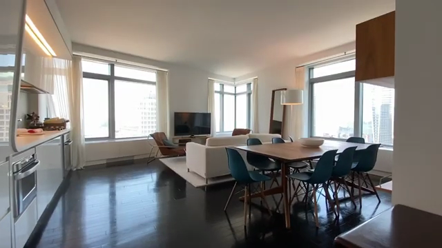 Beautifully Furnished 2 Bedroom Apartment high-floor unit - Фото 2