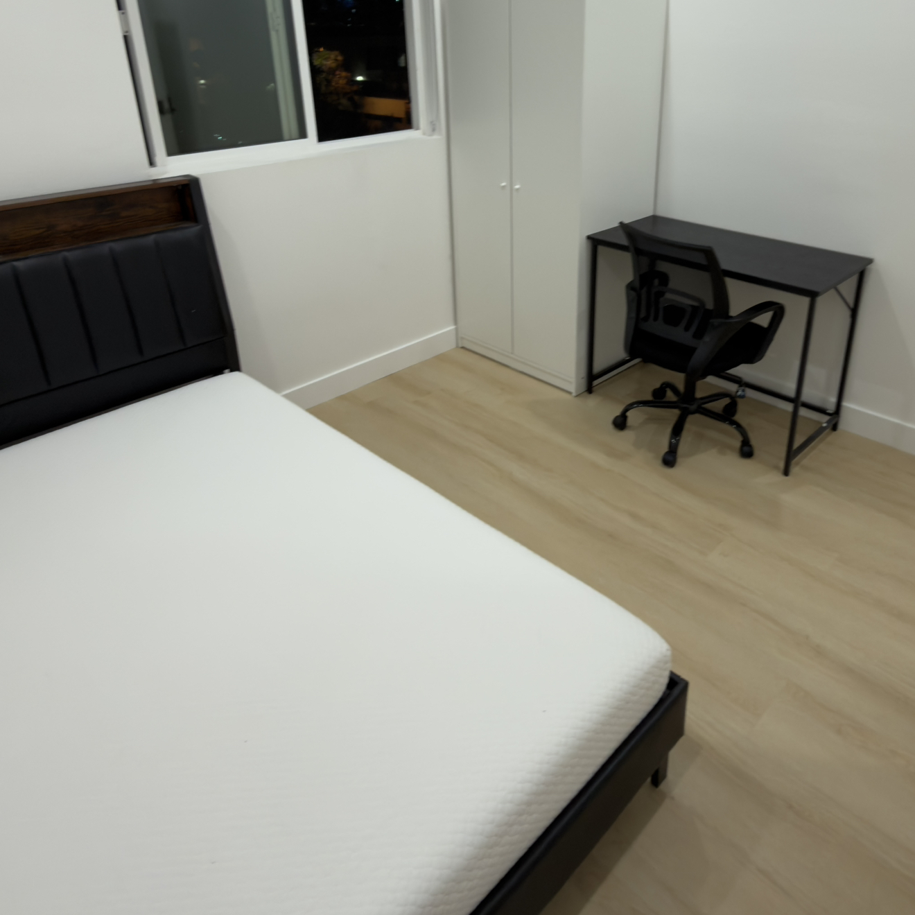 Private Rooms for Rent in Los Angeles - Фото 4