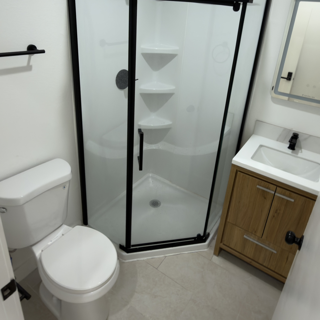 Private Rooms for Rent in Los Angeles - Фото 5