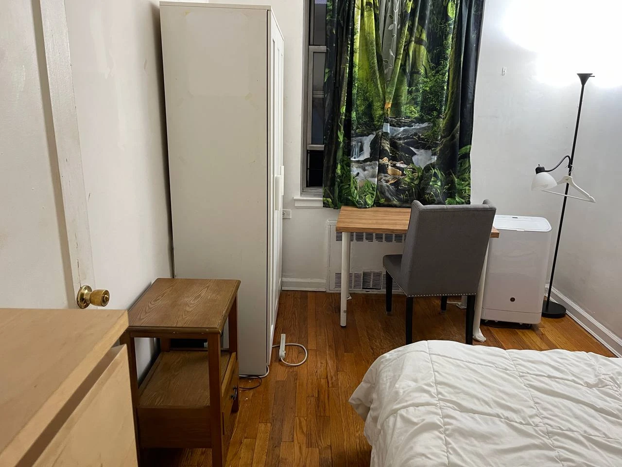 Сдам комнату в 2 bedroom apartment
