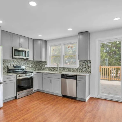 sdaetsya-uyutniy-taunhaus-photo