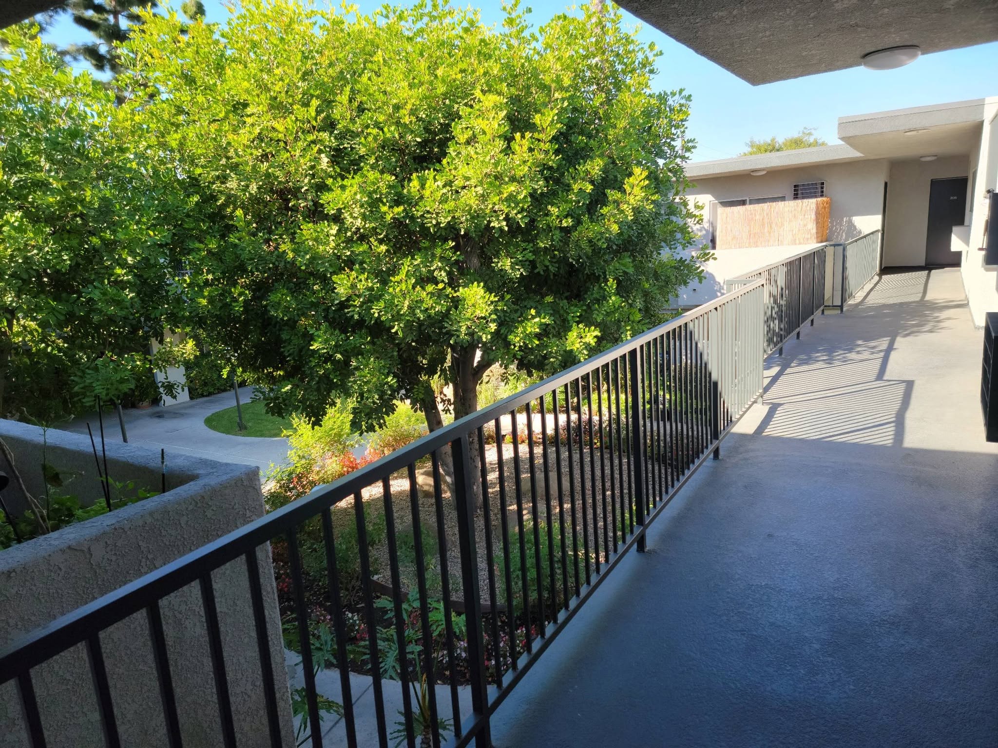 Room for rent in a shared 1BR - Фото 8
