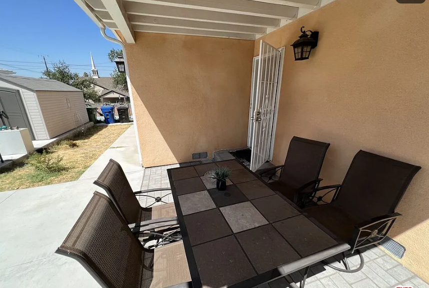 Back House for Rent - Sunland, CA - Фото 5