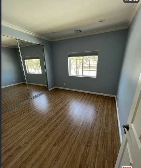 Back House for Rent - Sunland, CA - Фото 13