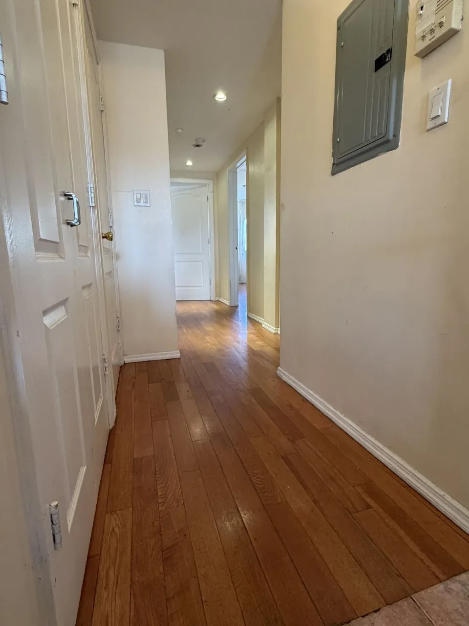 Bright & Spacious 2BR / 2BA Apartment Near Brighton Beach - Фото 3