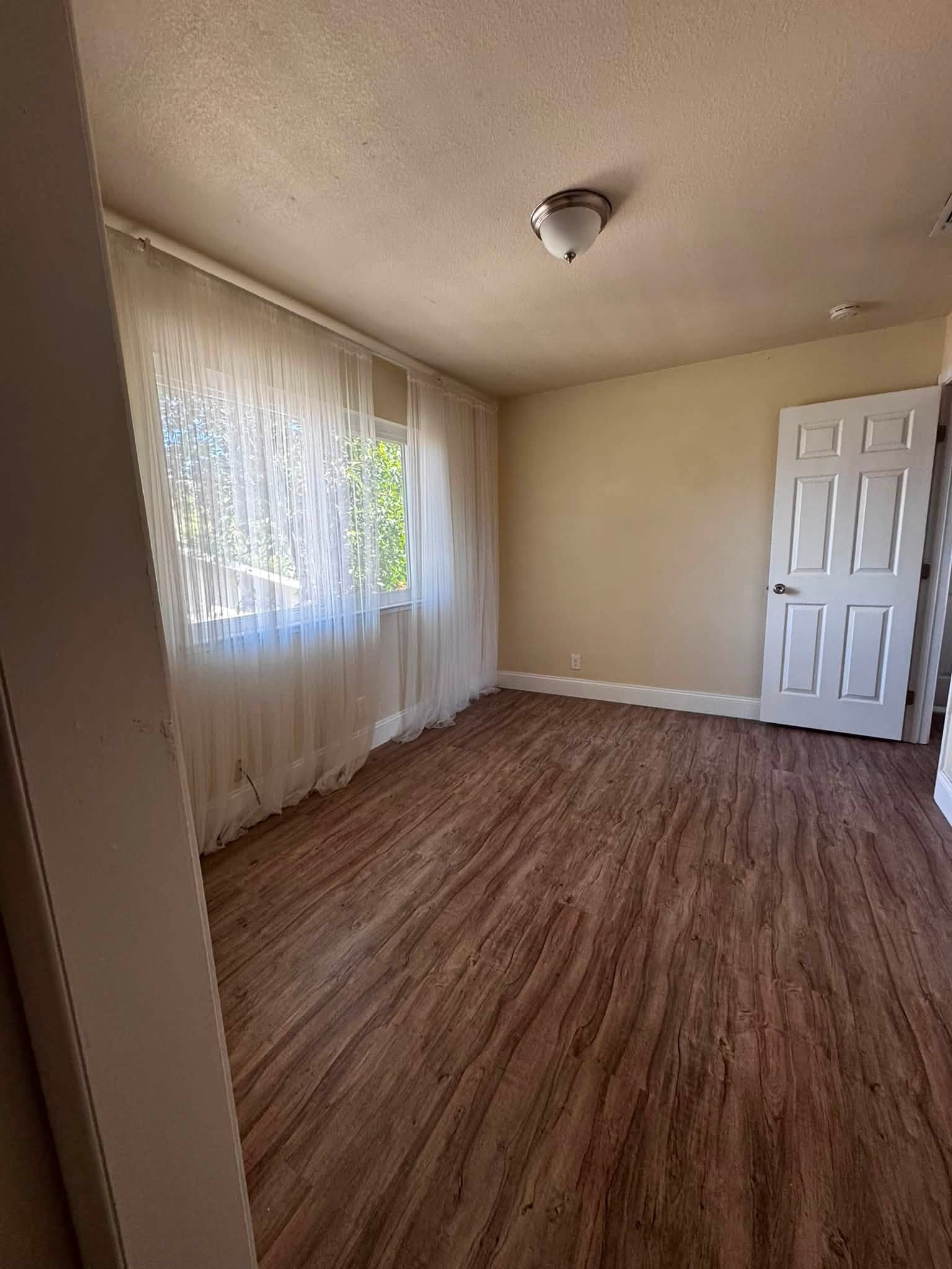 HOUSE FOR RENT in Orangevale - Фото 7