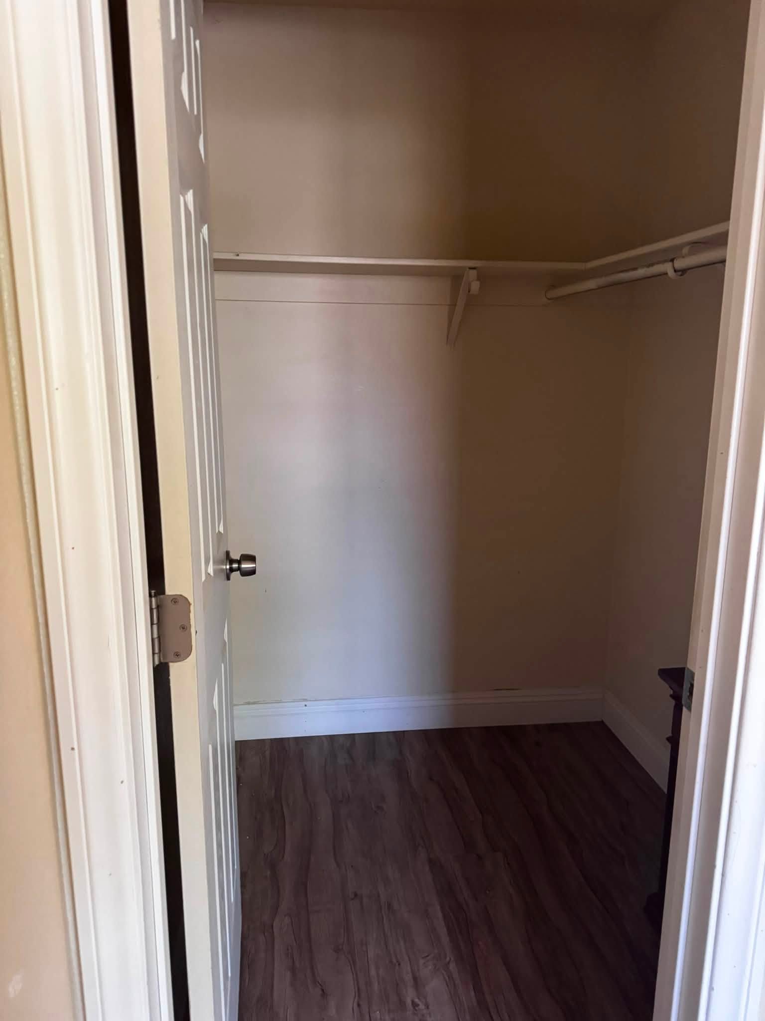 HOUSE FOR RENT in Orangevale - Фото 8