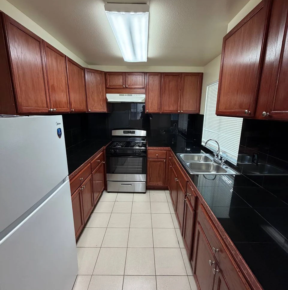Квартира в Glendale! БЕЗ проверки кредита и ссн. Прямой договор. Депозит $1,200
