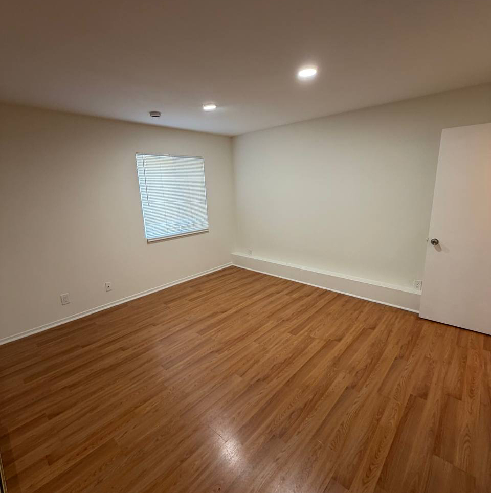 Квартира в Glendale! БЕЗ проверки кредита и ссн. Прямой договор. Депозит $1,200 - Фото 4