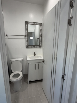 Private House for Rent - Arleta, CA - Фото 9