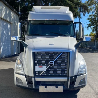 photo-2020-silver-volvo-vnl860-general-freight-corporationvik