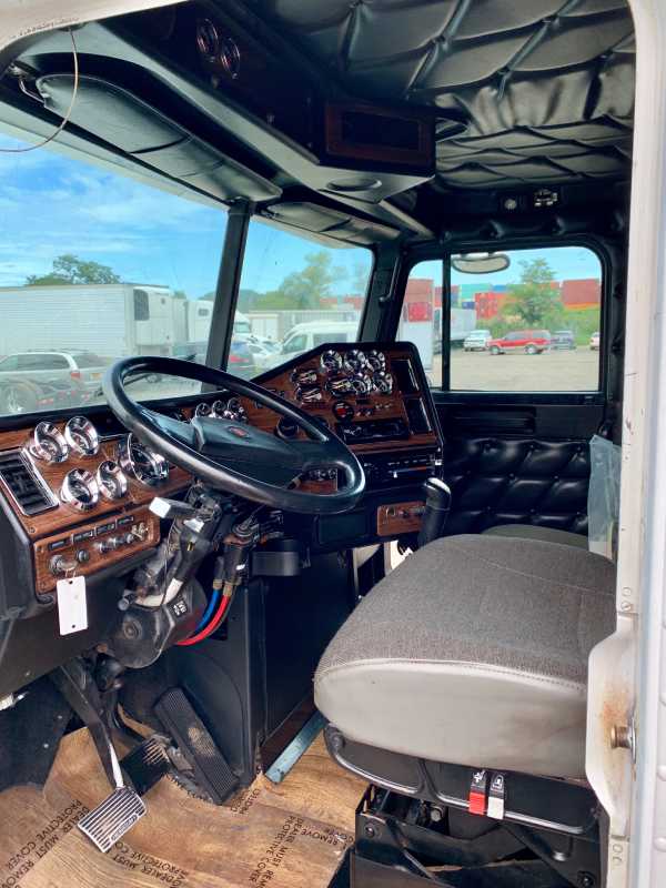1999 FREIGHTLINER FLD120 119 - Фото 11
