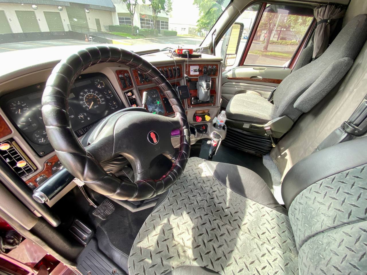Kenworth T2000 with Cummins N14 1998 year - Фото 10