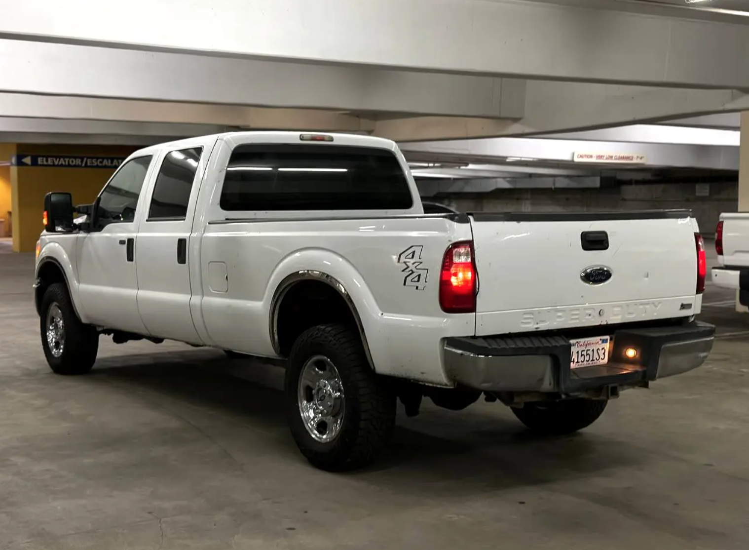 2011 Ford F-350 SD XLT Crew Cab Long Bed 4WD - Фото 6