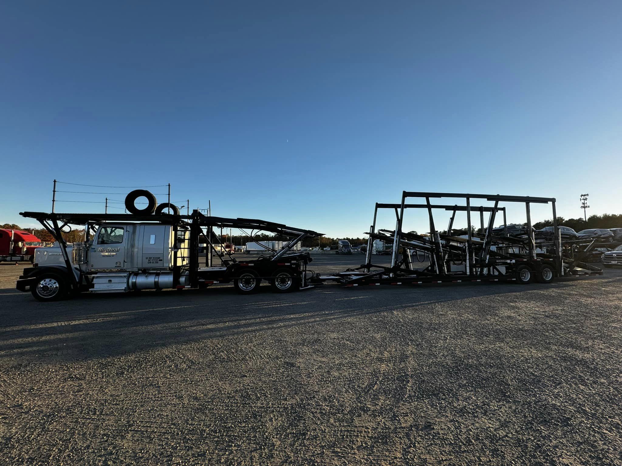 Selling 2019 Western Star 4900 with Cottrell Trailer - Фото 9