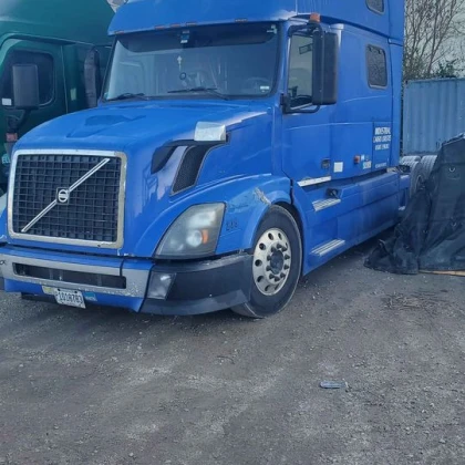 photo-for-sale-volvo-vnl-2006-d12-1