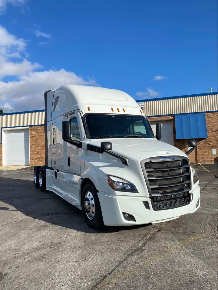 2023 Freighter Cascadia for Sale