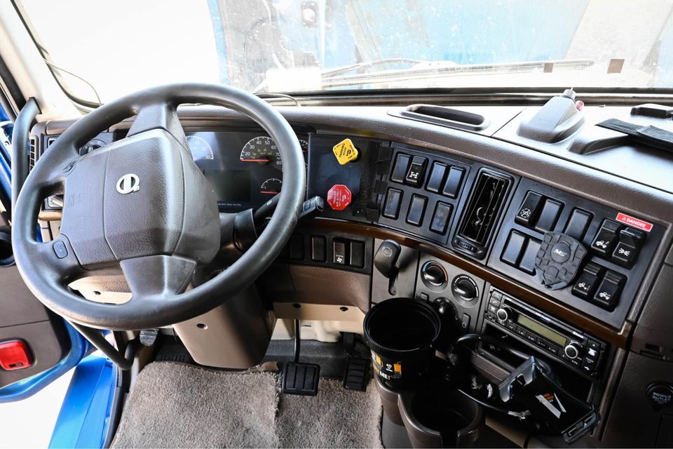 2017 Volvo 670 for Sale - Фото 5